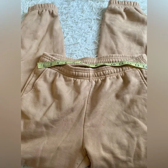 Aritzia Super World™ THE SUPER FLEECE™ Oversized Sweatpant - Picture 7 of 11